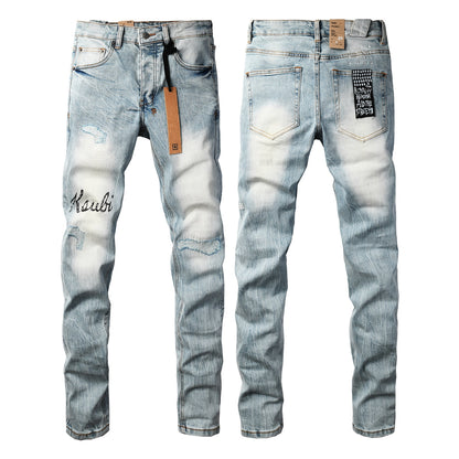 Vaqueros de Hombre Streetwear Azul Claro Lavado con Letras Bordadas, Detalles Desgastados y Parche Gráfico 3030