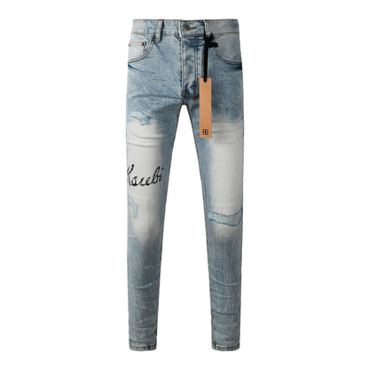 Vaqueros de Hombre Streetwear Azul Claro Lavado con Letras Bordadas, Detalles Desgastados y Parche Gráfico 3030