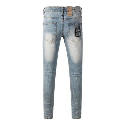 Vaqueros de Hombre Streetwear Azul Claro Lavado con Letras Bordadas, Detalles Desgastados y Parche Gráfico 3030