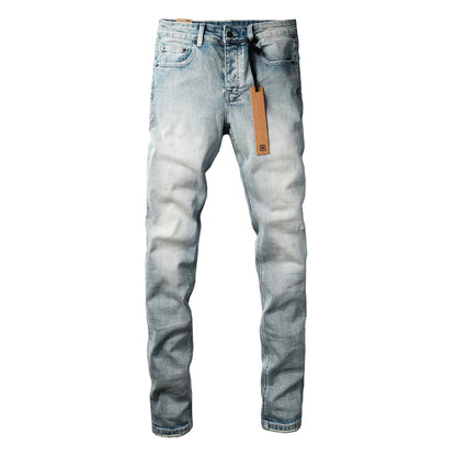 Vaqueros Streetwear para Hombre Azul Claro Lavado con Estilo Limpio y Parche Gráfico en el Bolsillo Trasero 3032